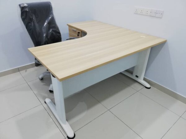 L Shape Office Table With J Metal Leg + 2D1F Pedestal – V-BL 1515-3D