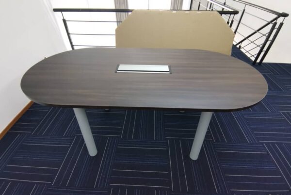 Oval Shape Meeting Table - V-QOC 18