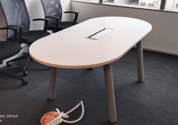 Oval Shape Meeting Table - V-QOC 18