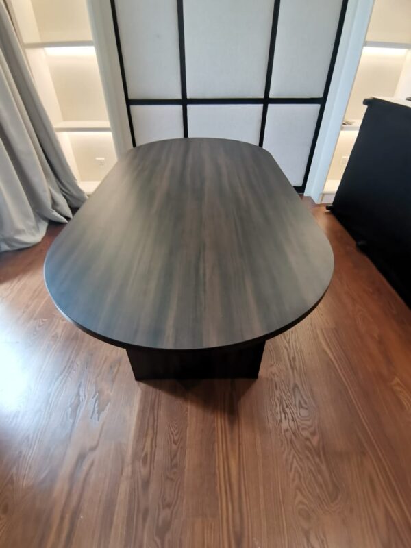 Oval Shape Meeting Table - V-EXO 18