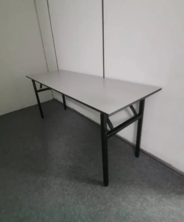 Banquet Table With 32 MM Epoxy Leg – V-VF