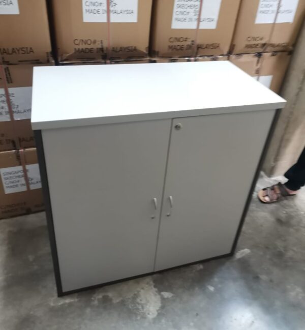 SWITCH DOOR LOW CABINET – V-GD 880