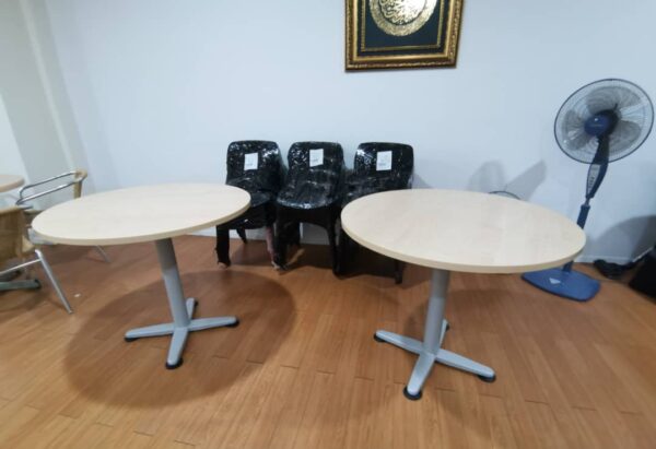 ROUND SHAPE DISCUSSION TABLE WITH X LEG – V-QR 90