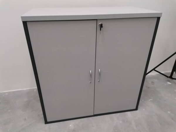 SWITCH DOOR LOW CABINET – V-GD 880