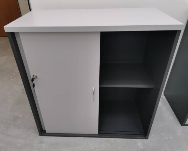 SLIDING DOOR LOW CABINET – V-GS 880