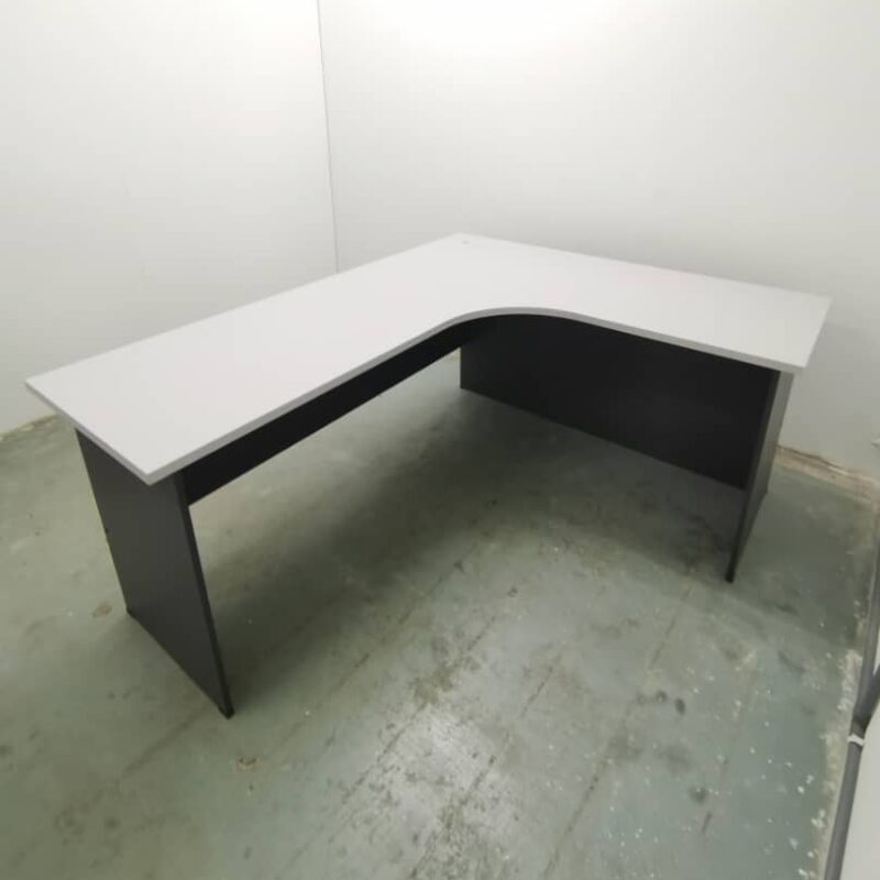 L Shape Office Table – V-GL 1515