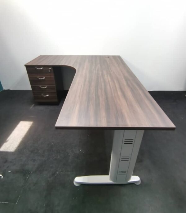 L Shape Office Table With J Metal Leg + 4D Pedestal - V-QL 1515-4D