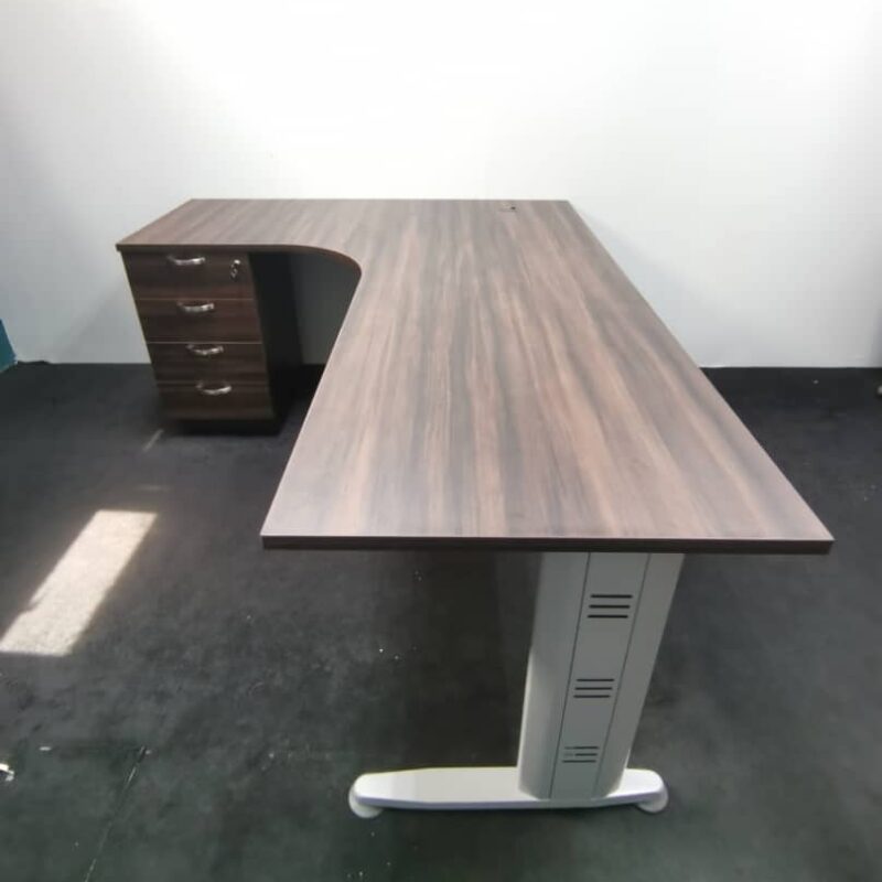 L Shape Office Table With J Metal Leg + 4D Pedestal - V-QL 1515-4D