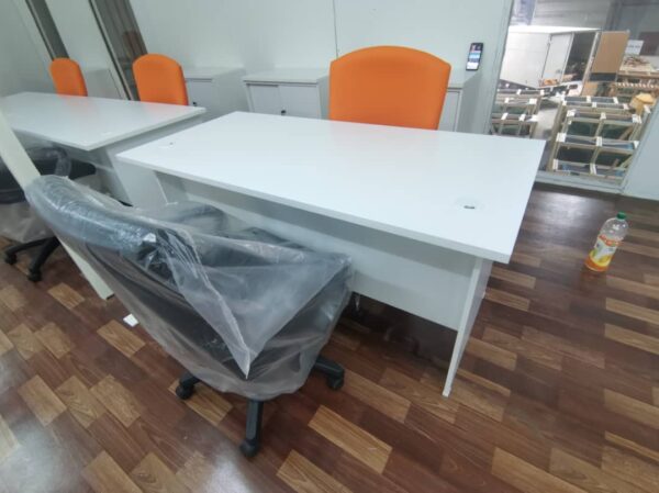 Rectangular Shape Office Table – F1-FO 127