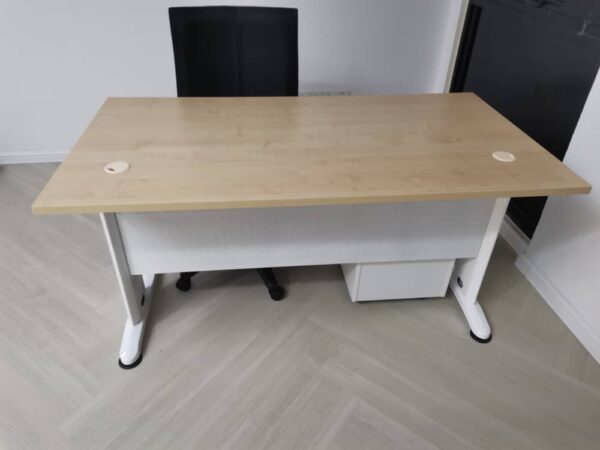 Rectangular Shape Office Table With J Metal Leg – V-BT 128