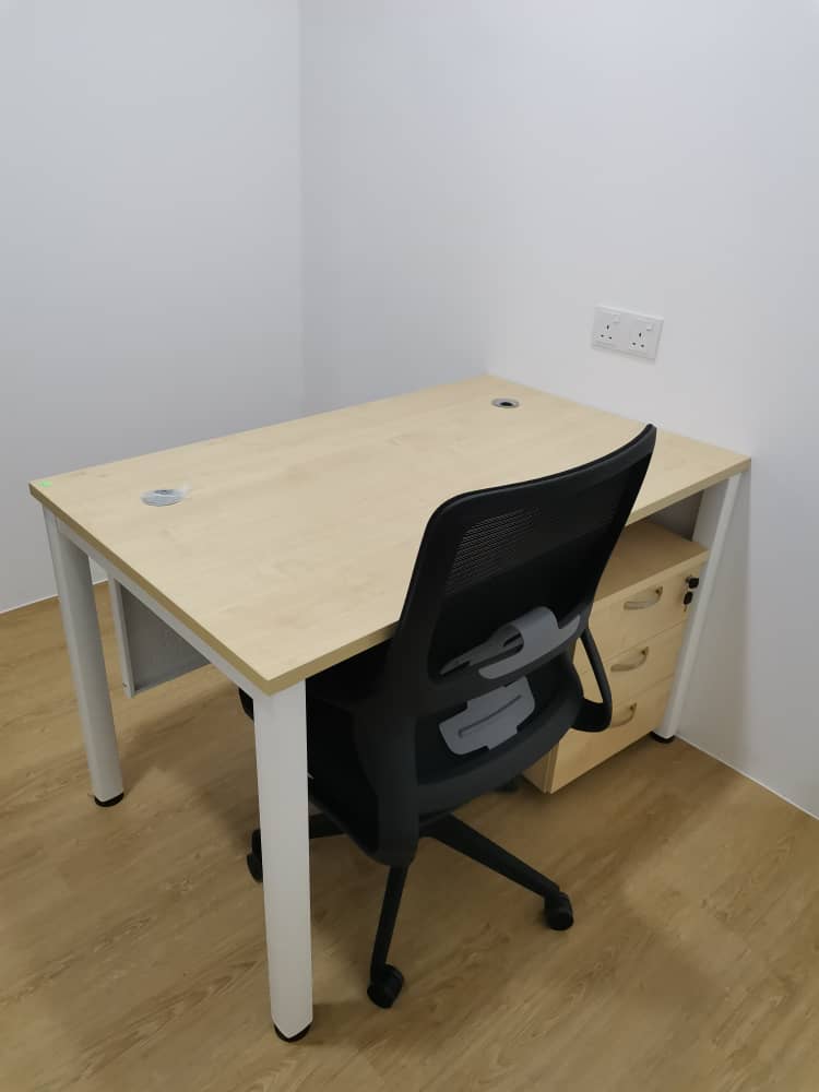 Rectangular Shape Office Table - V-SMT 127/157/187