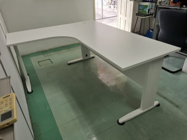 L Shape Office Table With J Metal Leg - F1-JL 1515