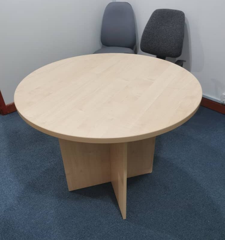 ROUND SHAPE DISCUSSION TABLE – V-EXR 90