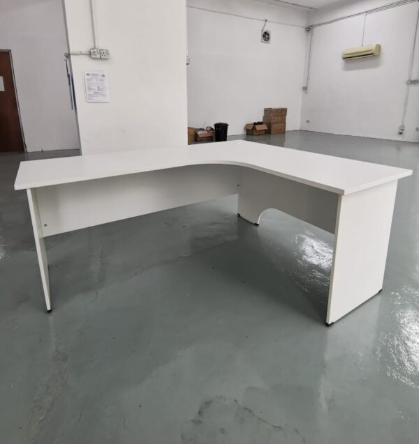 L Shape Office Table – F1-WL 1515