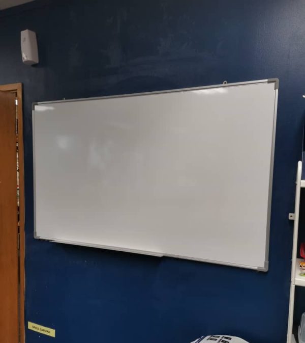 Magnetic Whiteboard With Aluminium Frame - F-SMB