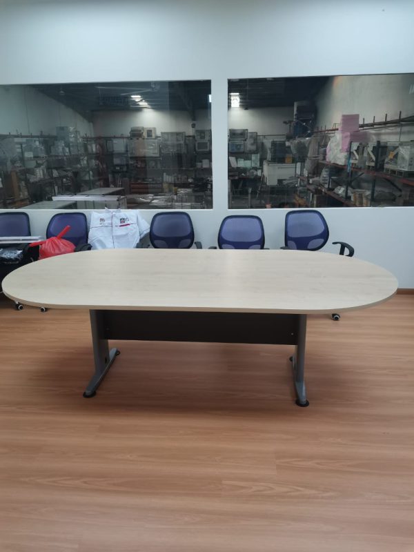 Oval Shape Conference Table - V-TOE 18