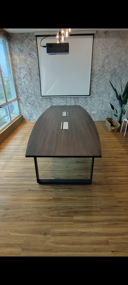 Boat Shape Conference Table With O Shape Metal Leg - V-SQBB 18