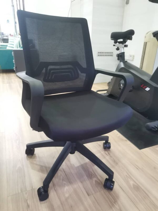 MESH TYPIST CHAIR – C-B 915